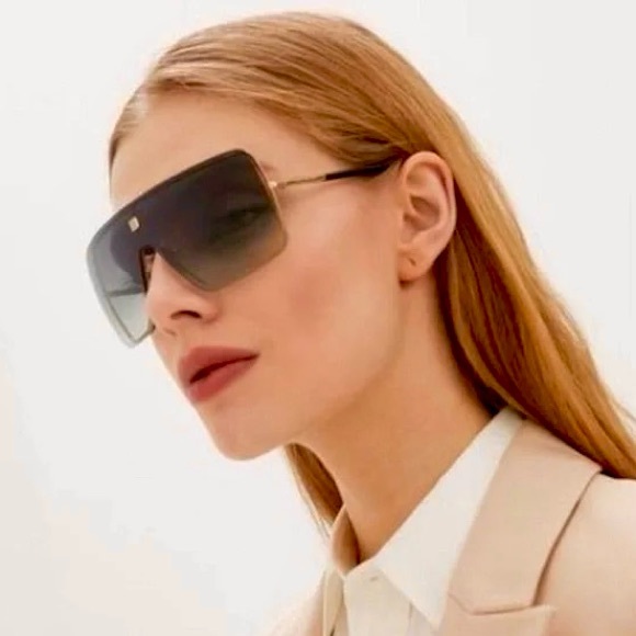 GIVENCHY 99mm Brown Gradient Shield Sunglasses Unisex